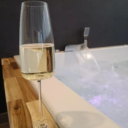 Luxus-apartment Champagner & 허포드