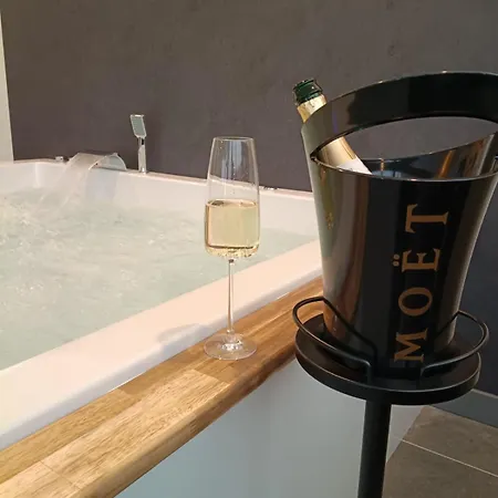 Luxus-apartment Champagner & Apartman *